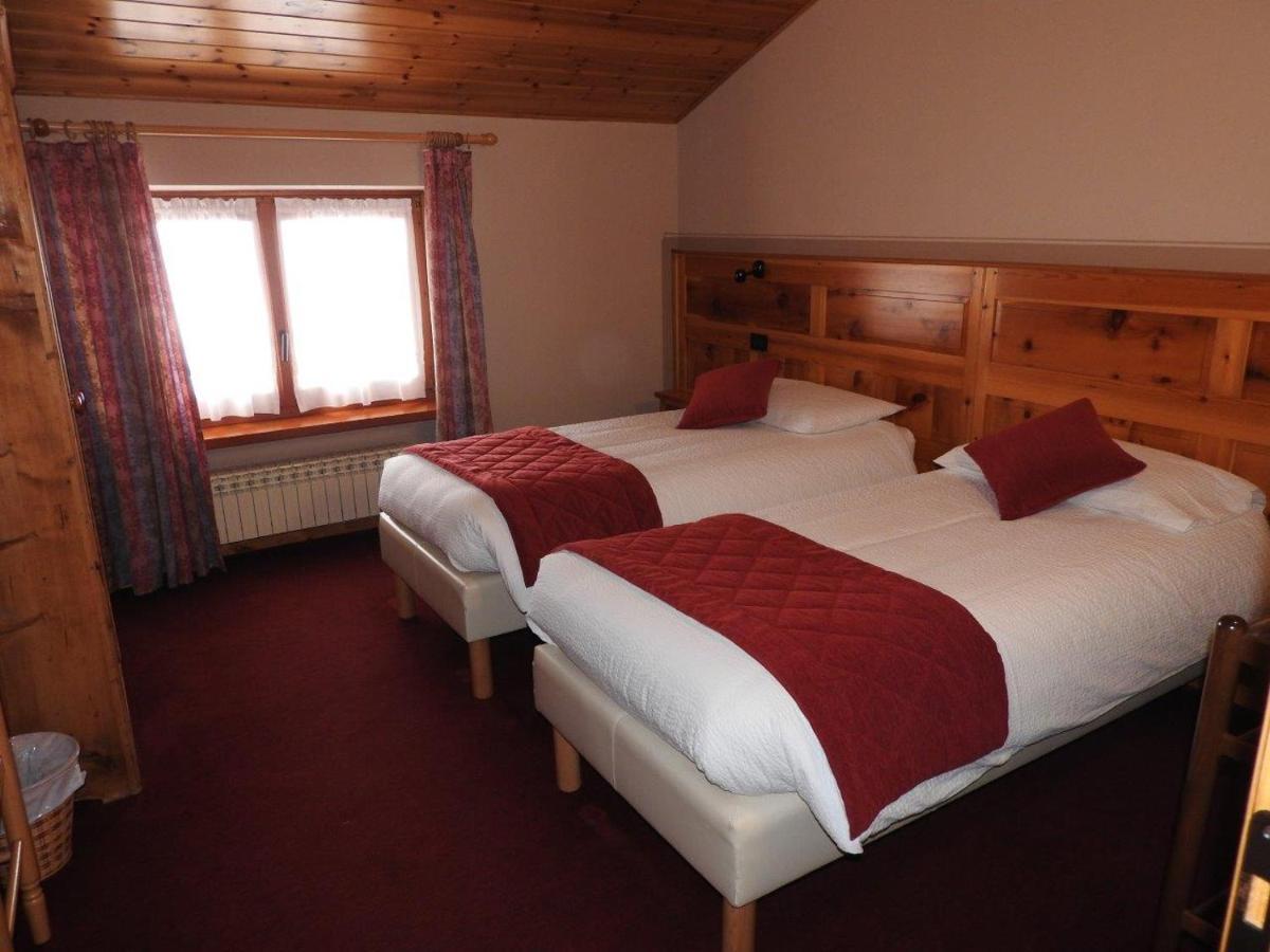 Hotel Le Clocher Champoluc Exterior photo